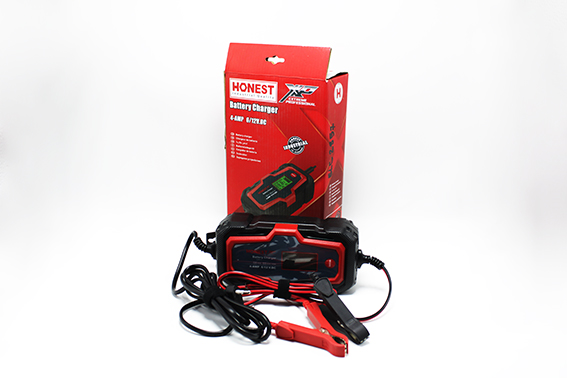 Chargeur batterie 4A 4-120Ah 50-60Hz IP65 AIE9017 HT-371821 Honest