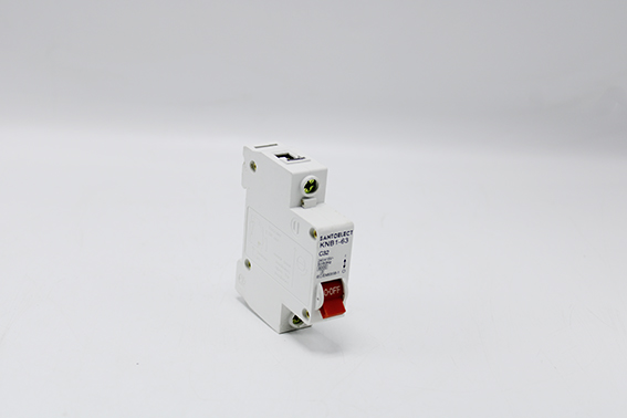 Disjoncteur simple pole 1P 32A MHE30022
