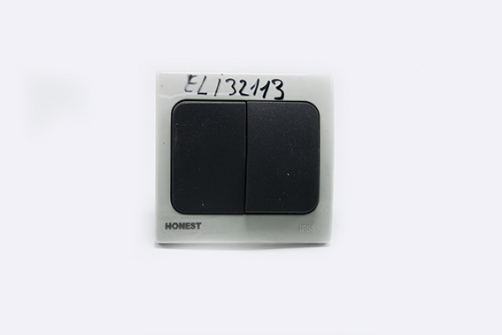 Double interrupteur encastré étanche va & vient 10A 250V IP55 ME32113 Honest